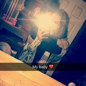 Meet your Posher, Alexis